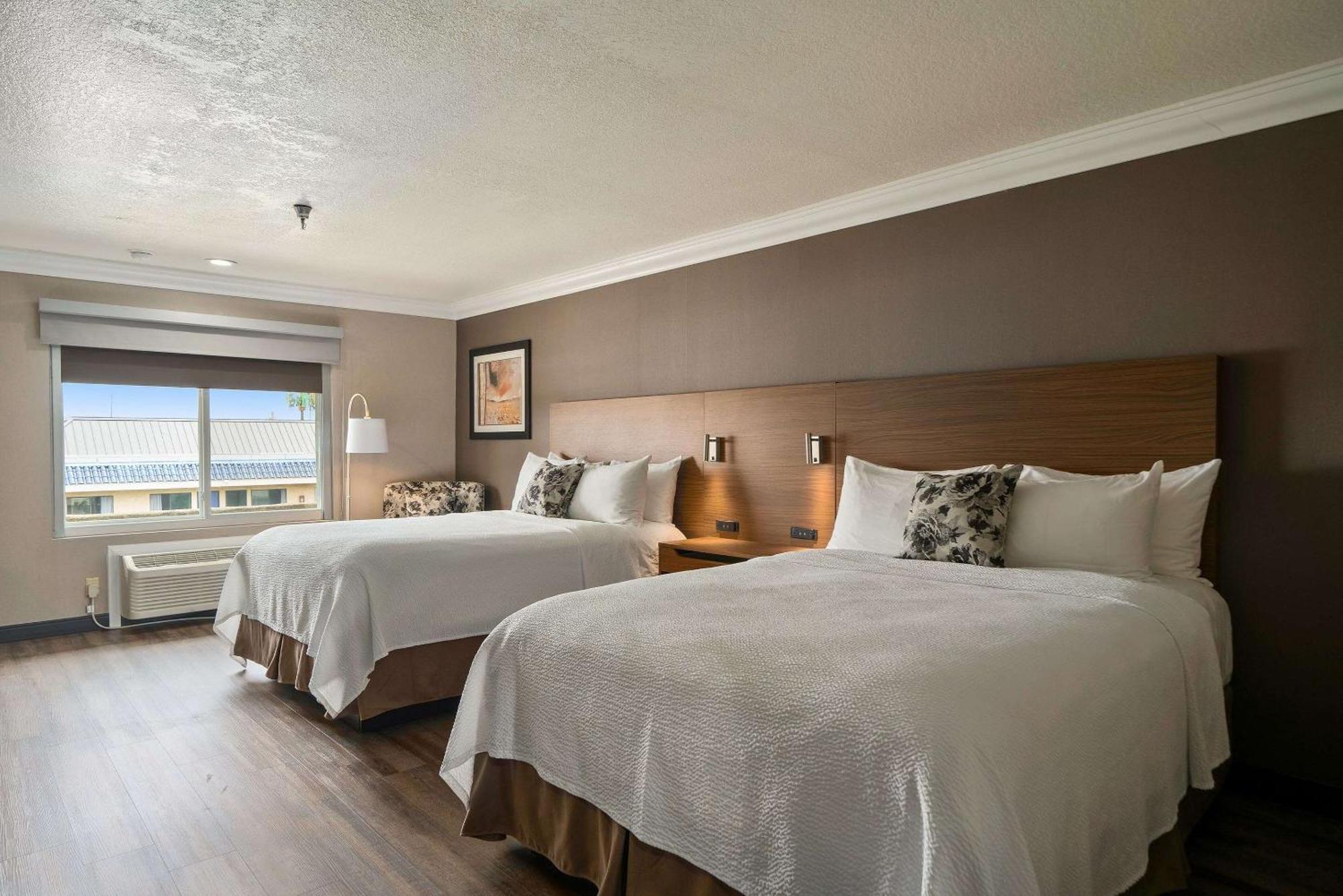 Best Western Plus Newport Mesa Inn Costa Mesa Luaran gambar